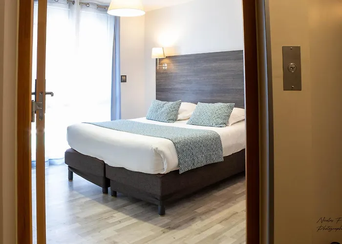 Hotel De La Cathedrale 3*