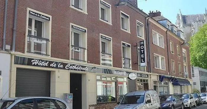 De La Cathedrale Hotel
